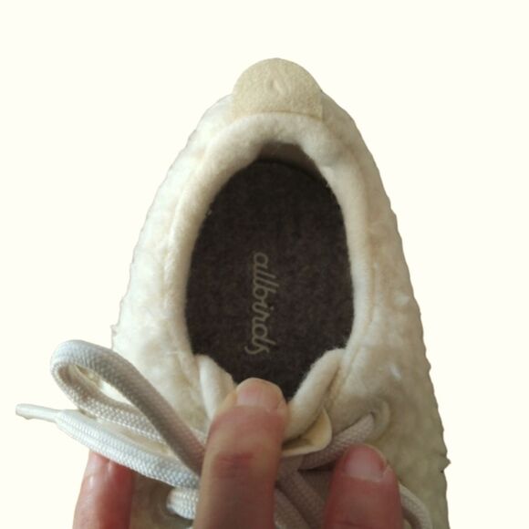 Like New Limited Edition Allbirds Wool Runners Fluff Sneakers - Picture 8 of 13